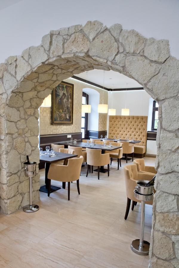 Toldi Fogadó Tokaj Exterior foto